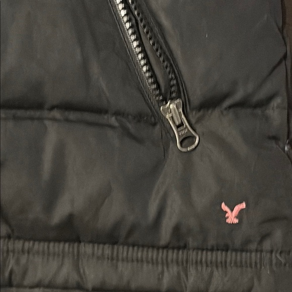 American Eagle Outfitters wonens Black Puffer Vest size medium - Picture 3 of 6